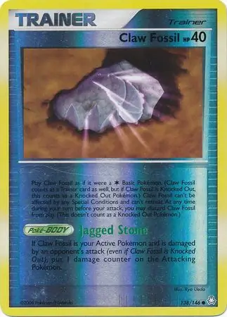 138/146 Claw Fossil LA Common Reverse Holo